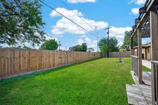 3125 Mar Ann Dr, La Marque, TX 77568 - Photo 18