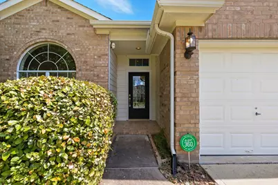 6738 Laguna Trace Street, Richmond, TX 77407 - Photo 4