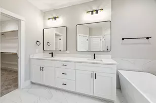812 Thornton St, Houston, TX 77018 - Photo 32