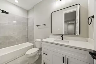 812 Thornton St, Houston, TX 77018 - Photo 12