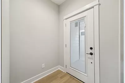 812 Thornton Street #F, Houston, TX 77018 - Photo 6