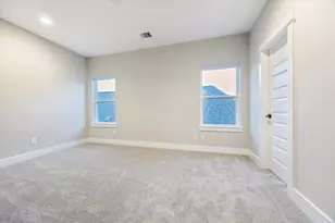 812 Thornton St, Houston, TX 77018 - Photo 38