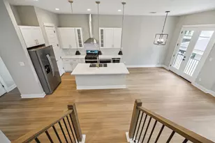 812 Thornton St, Houston, TX 77018 - Photo 14