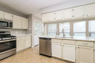 2711 Knollbrook Ln, Spring, TX 77373 - Photo 8