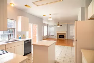 219 Birch Hill Dr, Sugar Land, TX 77479 - Photo 12