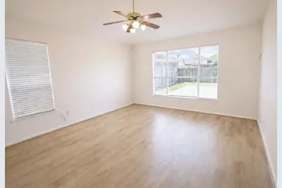 13623 Eldridge Springs Way, Houston, TX 77083 - Photo 14
