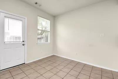 139 Benedict Canyon Loop, The Woodlands, TX 77382 - Photo 10