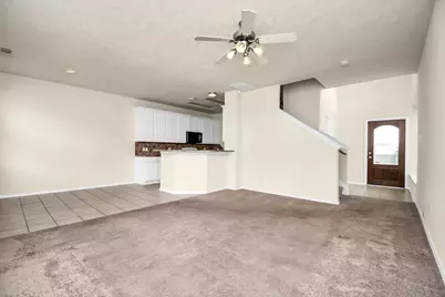 139 Benedict Canyon Loop, The Woodlands, TX 77382 - Photo 6