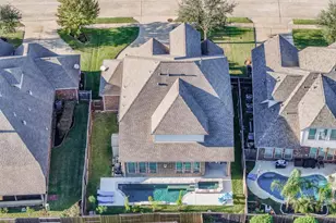 280 Clearwood Dr, League City, TX 77573 - Photo 4