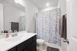 664 Malibu Pnes Dr, Katy, TX 77493 - Photo 28