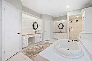 12106 Cypresswood Dr, Houston, TX 77070 - Photo 10