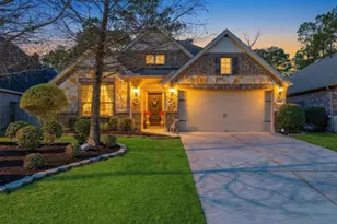 312 Fox Trail Rd, Montgomery, TX 77316 - Photo 2