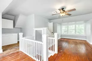 336 N Rock Island St, Angleton, TX 77515 - Photo 26