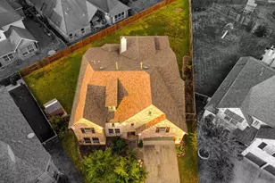 9723 Lauren Briar Ln, Humble, TX 77396 - Photo 2