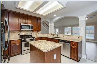 2205 Ocean Point Court, Pearland, TX 77584 - Photo 12