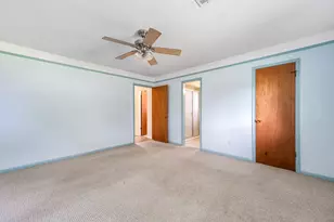 212 E Crestmont Dr, Alvin, TX 77511 - Photo 36