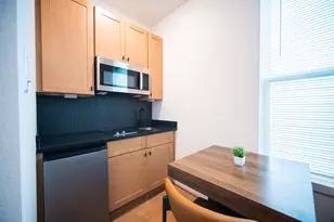 7611 Victory Reserve St, Houston, TX 77088 - Photo 4