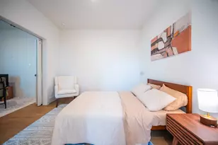 7611 Victory Reserve St, Houston, TX 77088 - Photo 2