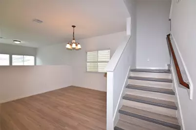11912 Prior Park Drive, Houston, TX 77047 - Photo 8