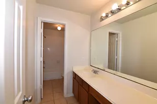 11912 Prior Park Dr, Houston, TX 77047 - Photo 18