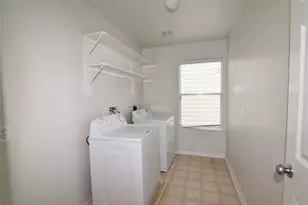 11912 Prior Park Dr, Houston, TX 77047 - Photo 14
