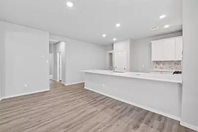 2123 Spring Hollow Drive, Baytown, TX 77521 - Photo 14