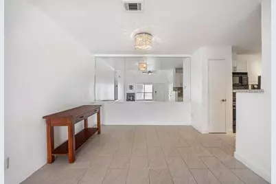 5711 Sugar Hill Drive #32, Houston, TX 77057 - Photo 10