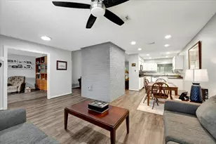 2610 Loganberry Cir, Seabrook, TX 77586 - Photo 8