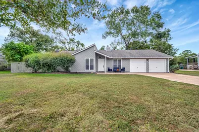 2610 Loganberry Circle, Seabrook, TX 77586 - Photo 2