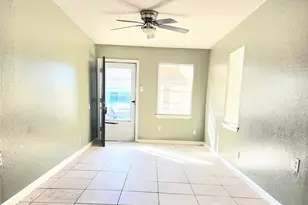 3115 Christie St, Houston, TX 77026 - Photo 4