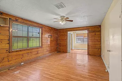 319 Oakland Street, Baytown, TX 77520 - Photo 18