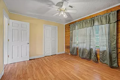 319 Oakland Street, Baytown, TX 77520 - Photo 28