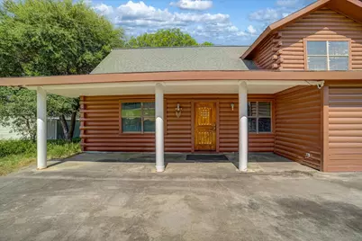 319 Oakland Street, Baytown, TX 77520 - Photo 4