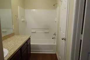 2710 Bammelwood Dr, Houston, TX 77014 - Photo 10