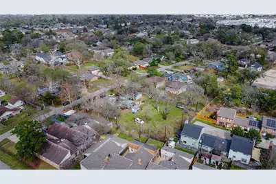 9229 Kerrwood Lane, Houston, TX 77080 - Photo 8