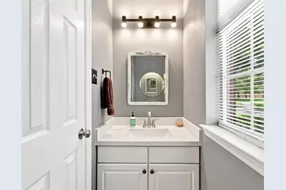13507 Willow Heights Court, Houston, TX 77059 - Photo 20