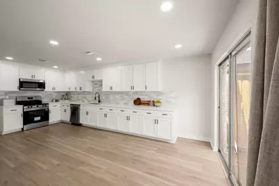 11534 Willwood Drive, Houston, TX 77072 - Photo 14