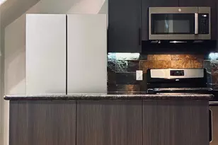 2010 Blodgett St, Houston, TX 77004 - Photo 2