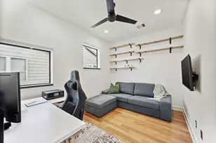 2010 Blodgett St, Houston, TX 77004 - Photo 12