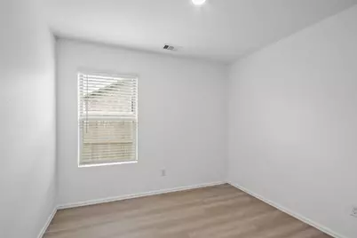 8807 Bar Harbor Drive, Baytown, TX 77521 - Photo 20