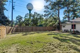 13611 Charwell Crossing Ln, Houston, TX 77069 - Photo 46