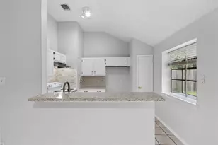 3105 Wood Fox Dr, Alvin, TX 77511 - Photo 6