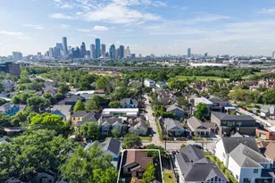 217 Teetshorn St, Houston, TX 77009 - Photo 2
