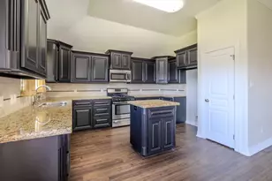 3223 El Camino St, Bay City, TX 77414 - Photo 12