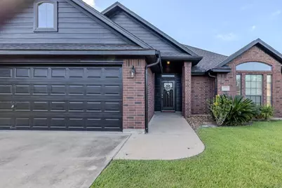 3223 El Camino Street, Bay City, TX 77414 - Photo 2
