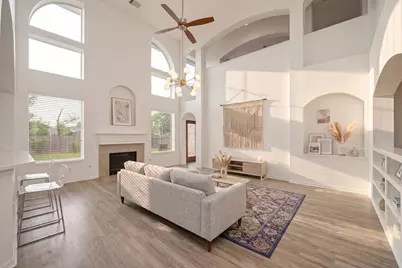10319 Stanbrook Drive, Houston, TX 77089 - Photo 8