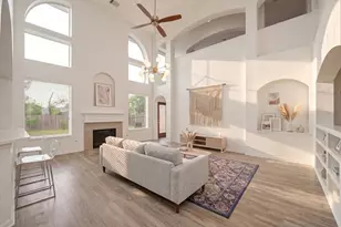 10319 Stanbrook Dr, Houston, TX 77089 - Photo 8