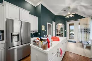 403 Nighthawk Ct, Sugar Land, TX 77478 - Photo 22