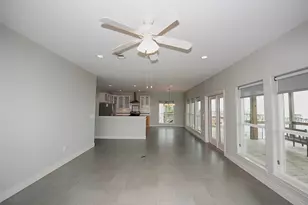 501 2nd St, San Leon, TX 77539 - Photo 14