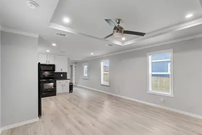 119 Mooney Road, Pearland, TX 77581 - Photo 2